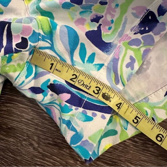 Lilly Pulitzer Keller Stretch Short in Shell Beach - Picture 6 of 6